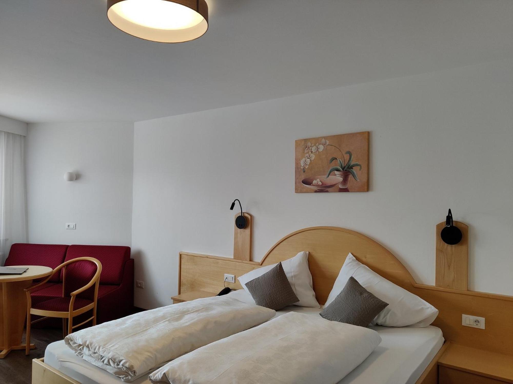 Hotel Garni Herz 티롤로 객실 사진