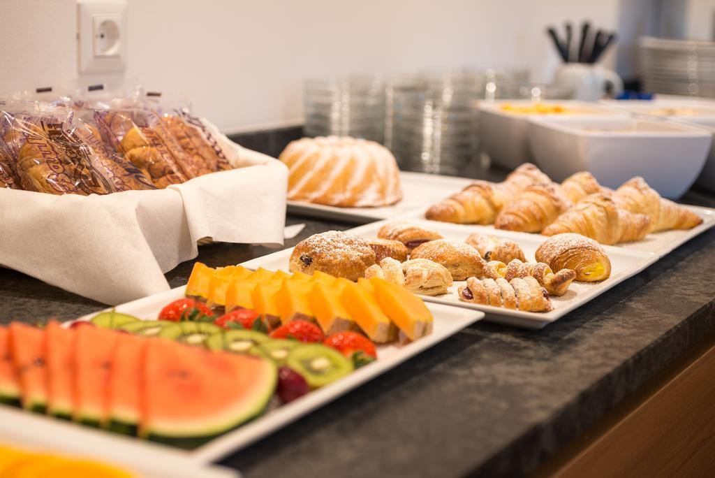 Hotel Garni Herz 티롤로 외부 사진