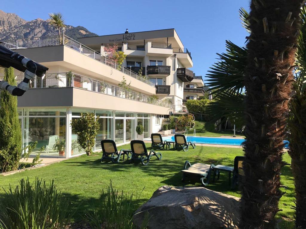 Hotel Garni Herz 티롤로 외부 사진