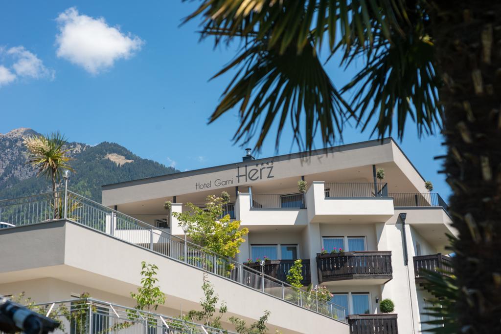 Hotel Garni Herz 티롤로 외부 사진