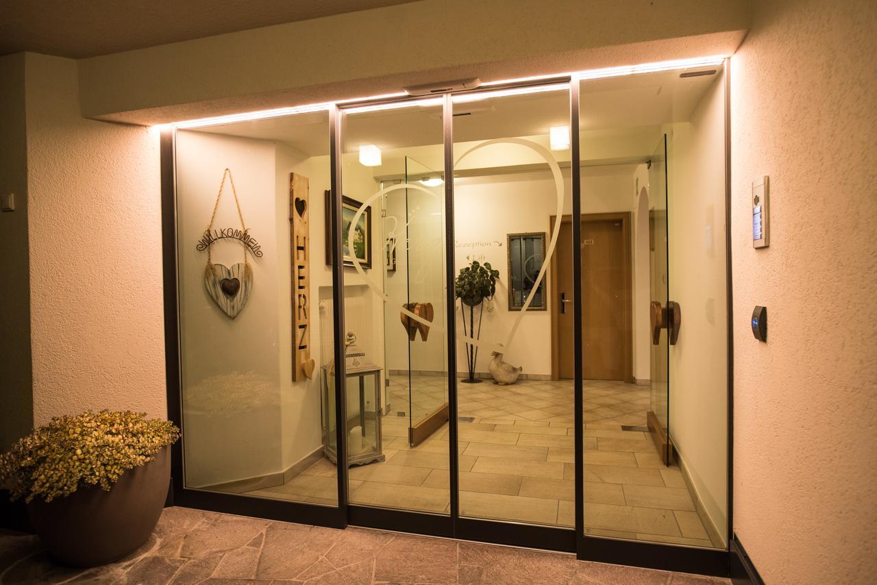 Hotel Garni Herz 티롤로 외부 사진